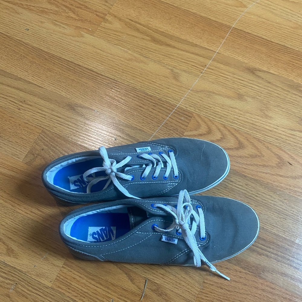 7 1/2 Vans Shoes